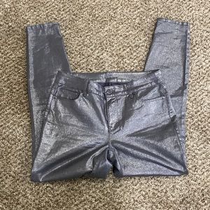 White House Black Market Silver Shimmery Skinny Ankle Jeans Size 4